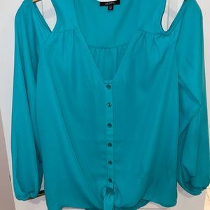 Cold shoulders blouse